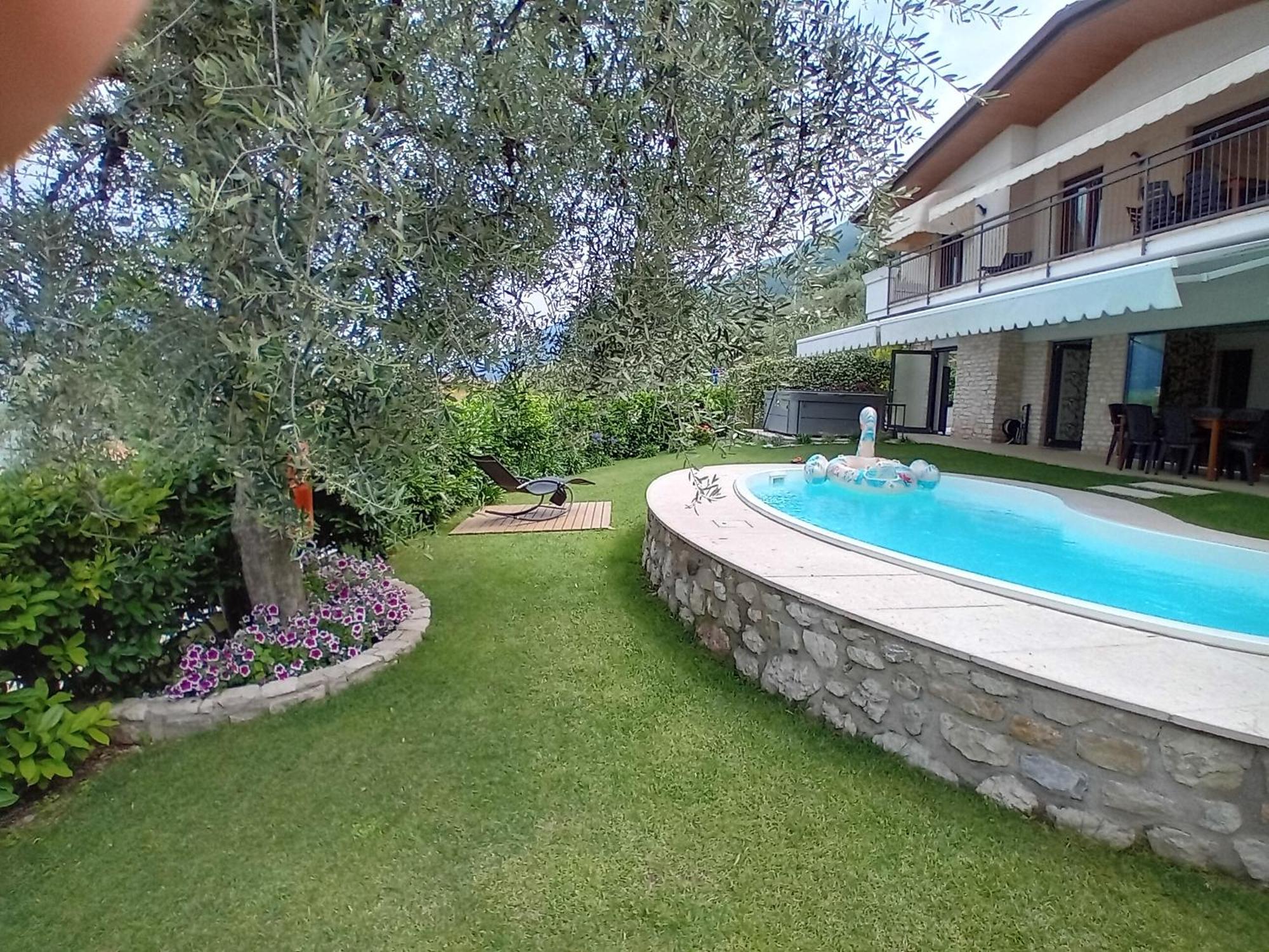 ברנצונה סול גארדה Villa Mimosa-Con Piscina E Vista Lago מראה חיצוני תמונה